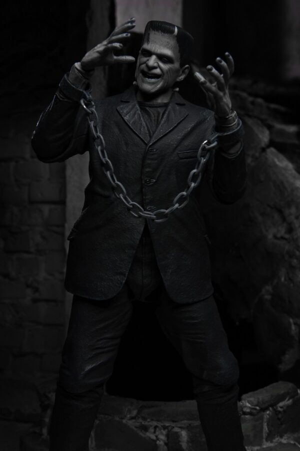 Universal Monsters Ultimate Frankenstein's Monster (B/W) 7" Scale Figure