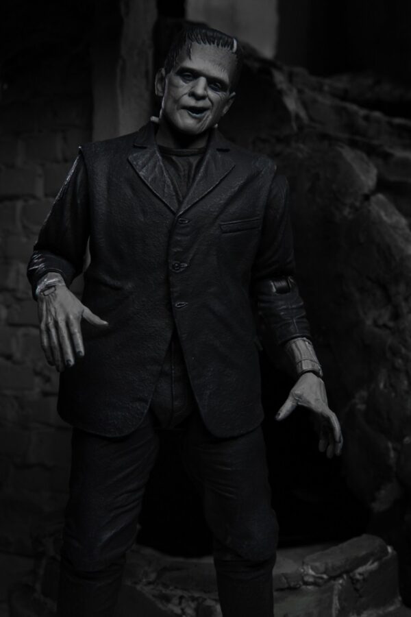 Universal Monsters Ultimate Frankenstein's Monster (B/W) 7" Scale Figure