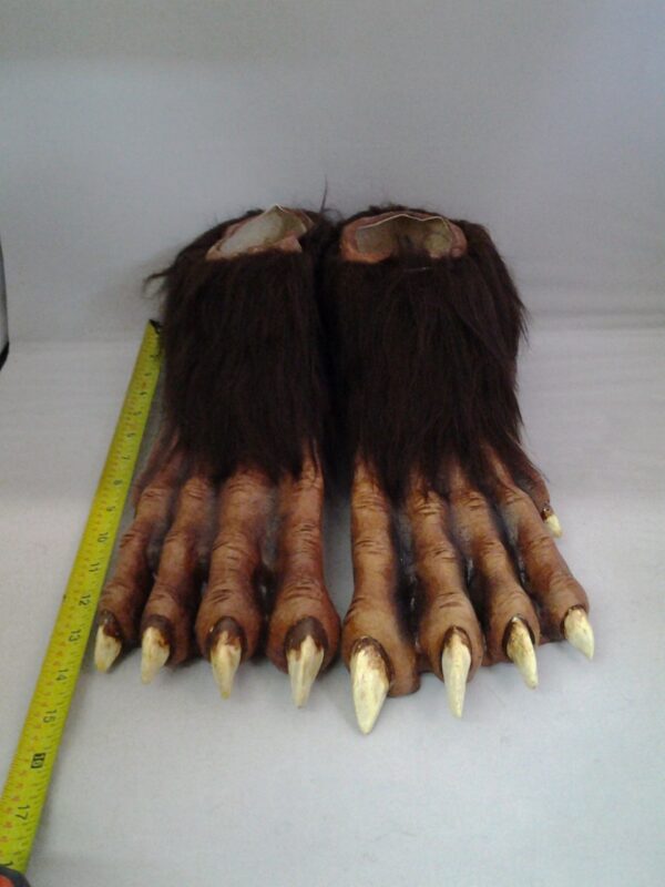 Deluxe Werewolf Feet