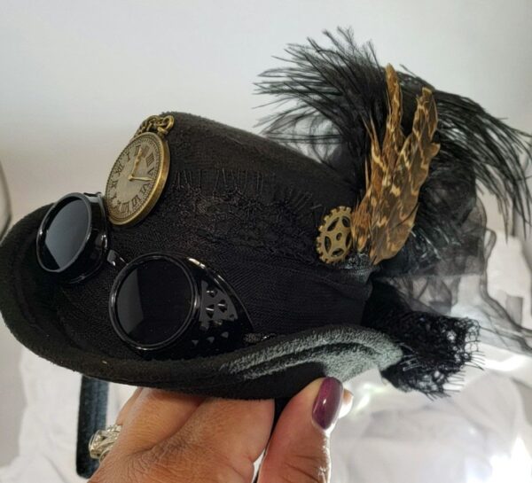 Steampunk Mini Hat with Goggles