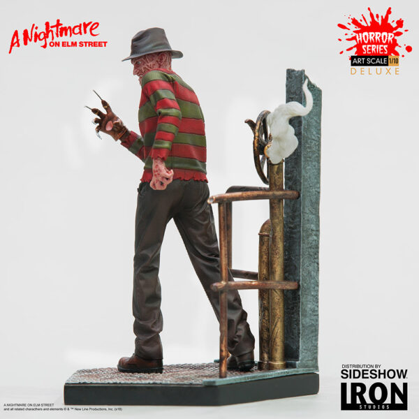 Freddy Krueger Deluxe 1:10 Art Scale Statue