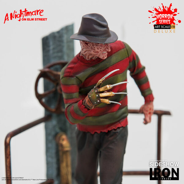 Freddy Krueger Deluxe 1:10 Art Scale Statue