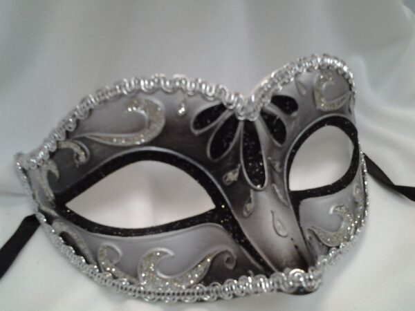 Silver and Black Mardi Gras     Mask