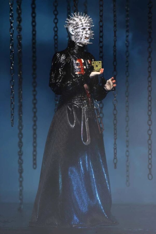 Hellraiser Ultimate Pinhead 7-Inch Scale Action Figure - Image 6