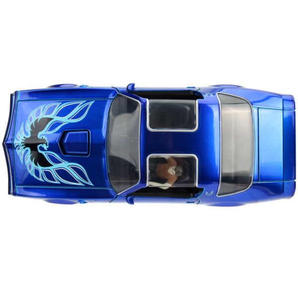 It: Chapter Two 1977 Pontiac Firebird 1:24 Scale Die-Cast Metal Vehicle with Pennywise Figure - Image 7