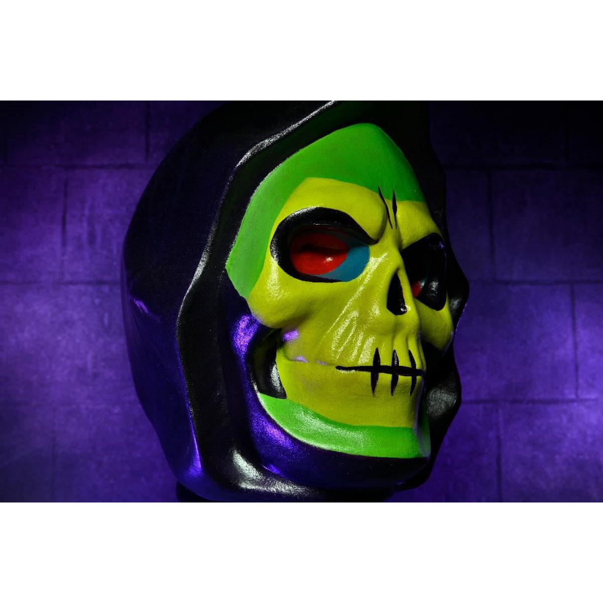 Masters of the Universe Classic Skeletor Replica Mask - Screamers