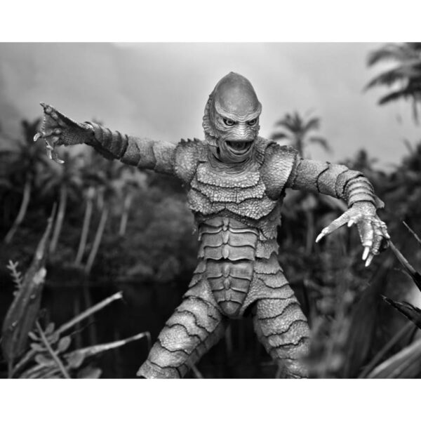 Universal Monsters Ultimate Creature from the Black Lagoon Black and White Version 7-Inch Action Figure - Image 9