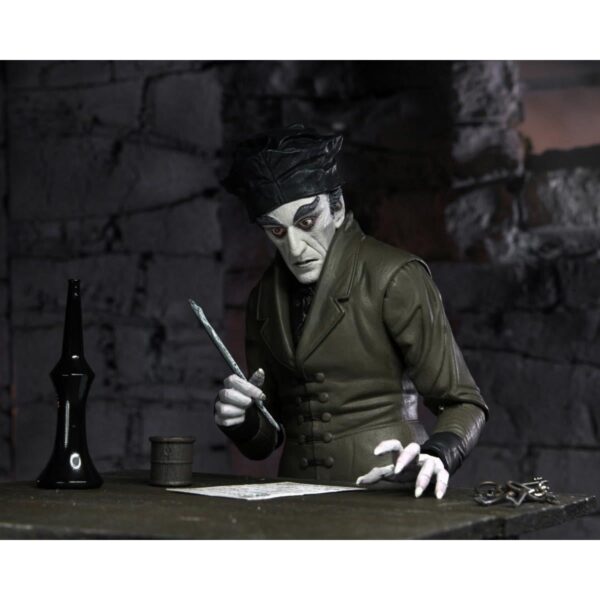 Nosferatu Ultimate Count Orlok 7-Inch Scale Action Figure - Image 4