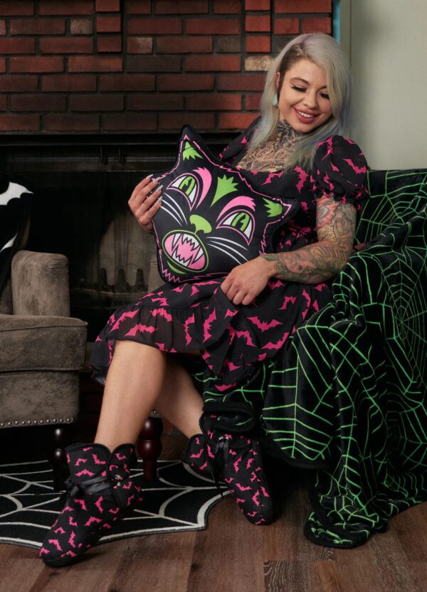 Scaredy Cat Pillow - Image 2