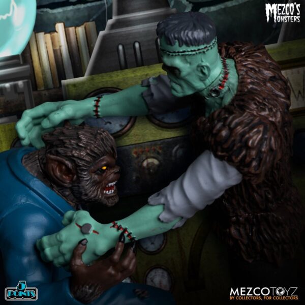 Mezco's Monsters Tower of Fear 5 Points Action Figures Deluxe Set - Image 16