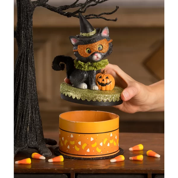 Halloween Kitty Binks on Box - Image 3