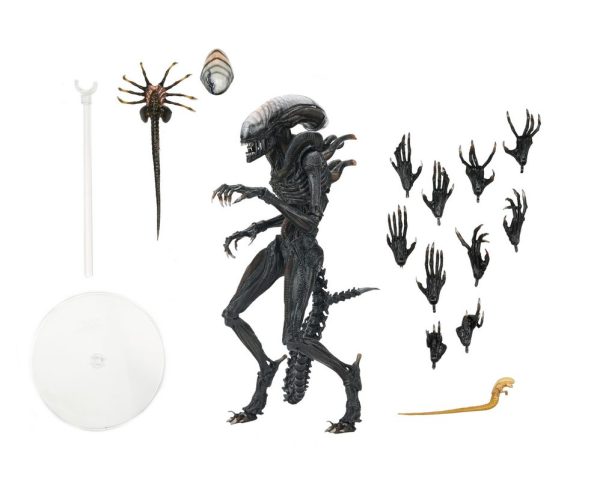 Alien Romulus Ultimate Scorched Xenomorph Action Figure