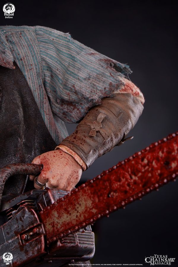 Leatherface 1:4 Scale Statue - Deluxe Edition - Image 3