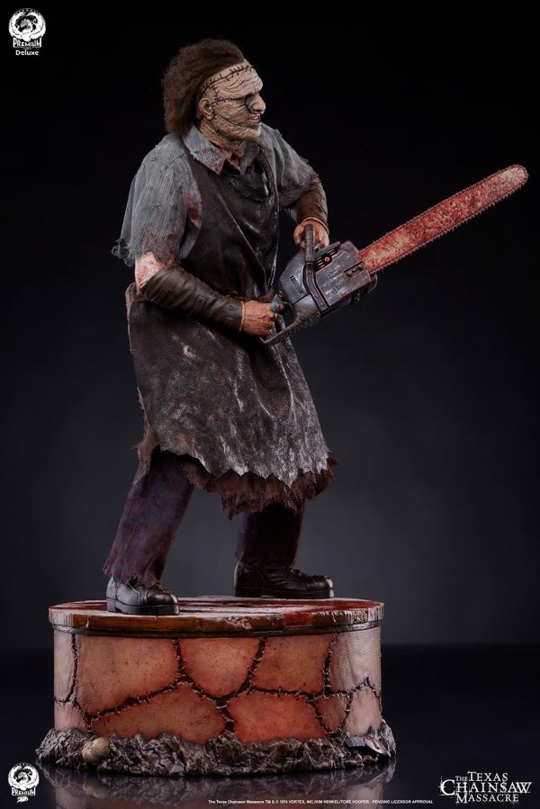 Leatherface 1:4 Scale Statue - Deluxe Edition - Image 8