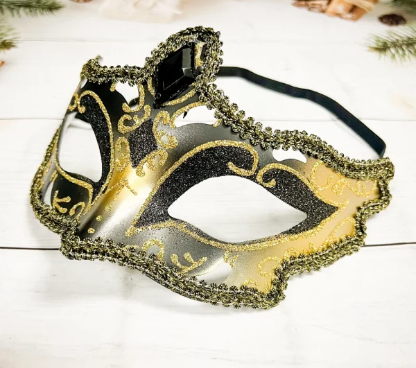 Black and Gold Masquerade Mask - Image 2