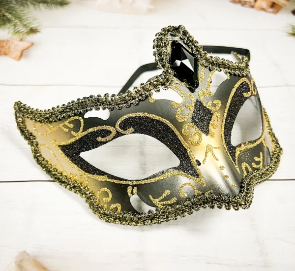 Black and Gold Masquerade Mask - Image 3