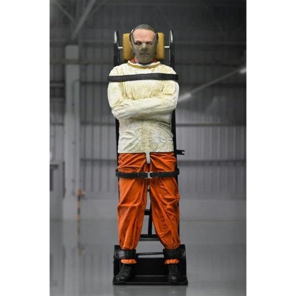 The Silence of the Lambs Dr. Hannibal Lecter Masked Ultimate Action Figure - Image 3