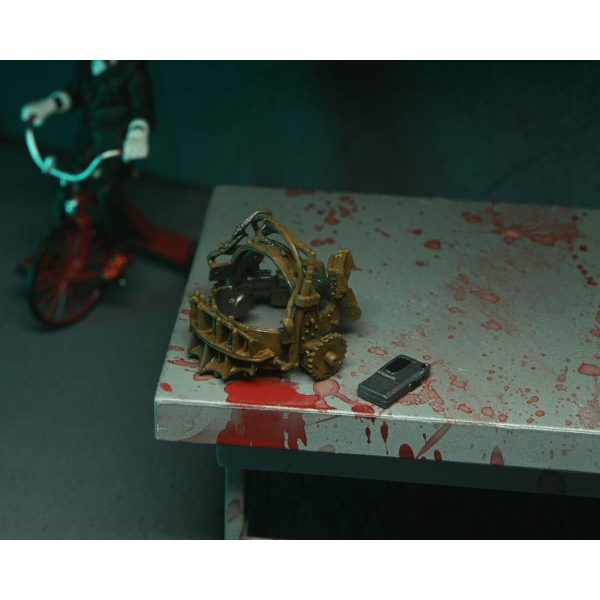 Saw Jigsaw Killer Red Robe Version Ultimate Action Figure - Image 6