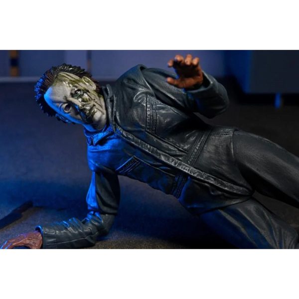Halloween 6: The Curse of Michael Myers Ultimate Michael Myers Action Figure - Image 8