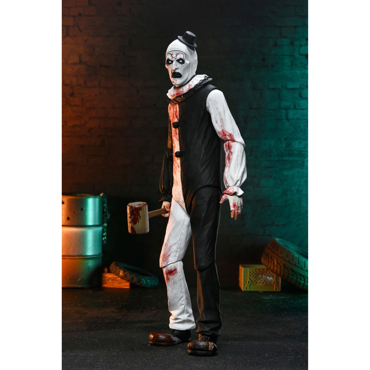 Terrifier 2 Ultimate Art the Clown (Blood Splattered) 7-Inch Scale Action Figure - Image 2